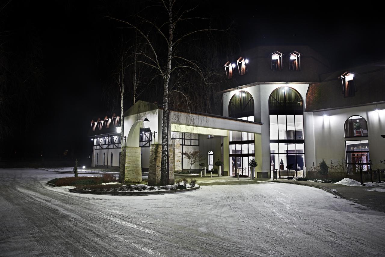 Hotel Rozdroze Nieborów Exteriér fotografie
